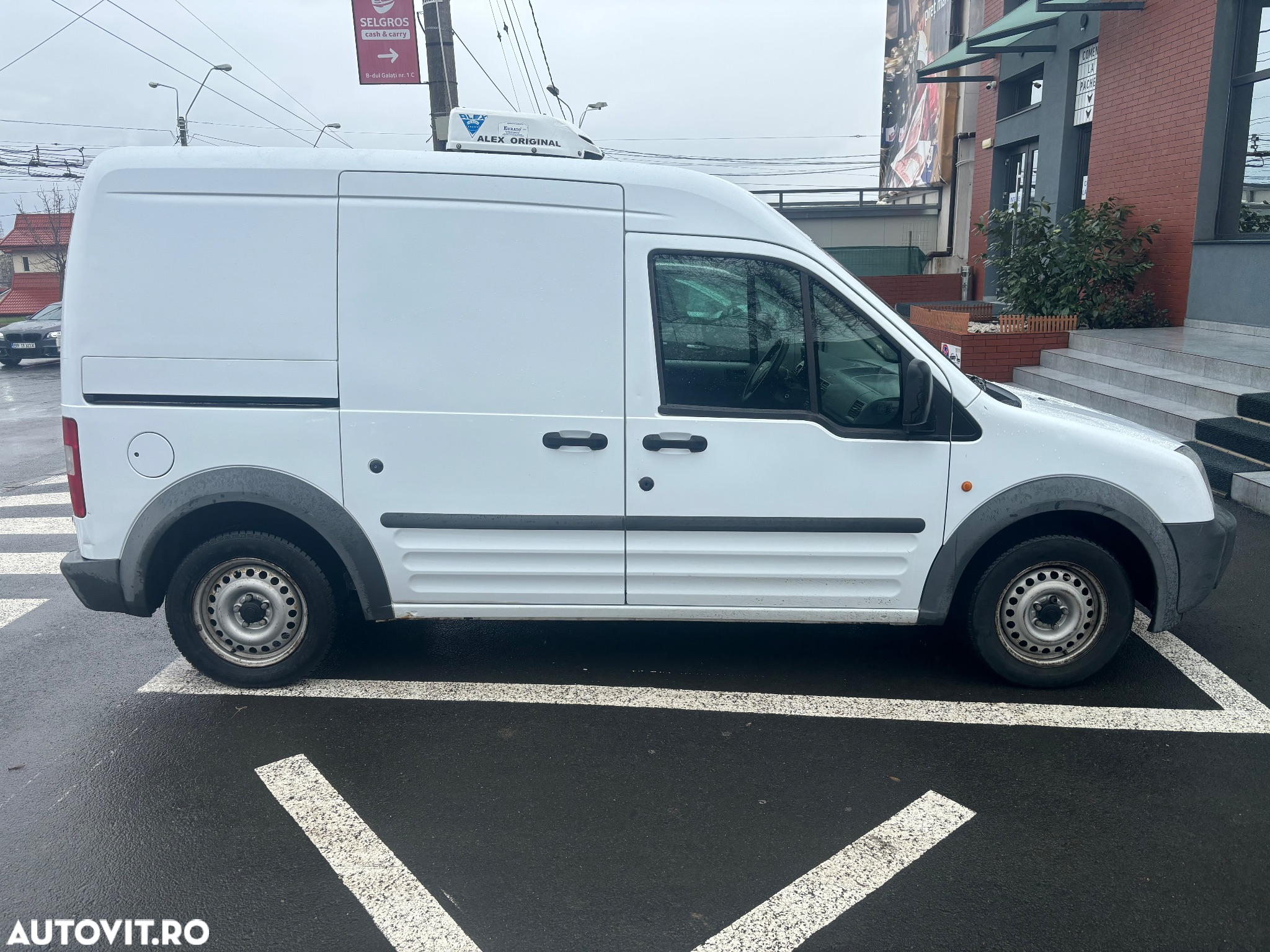 Ford Transit Connect - 2