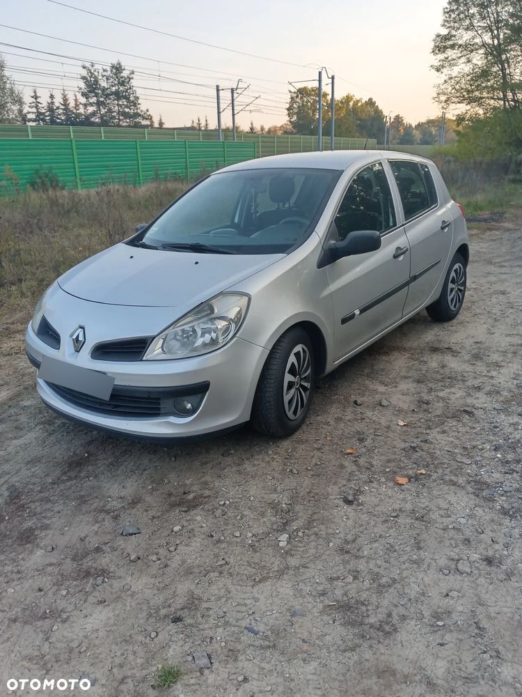Renault Clio 1.5 dCi Dynamique - 2