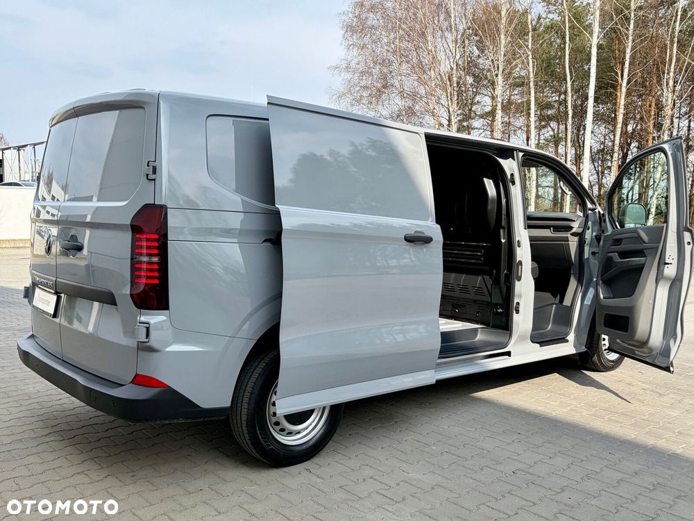 Volkswagen Transporter Furgon silnik: 2,0 l TDI 150 KM / skrzynia biegów: 6-biegowa manualna rozstaw osi: 3500 mm - 9