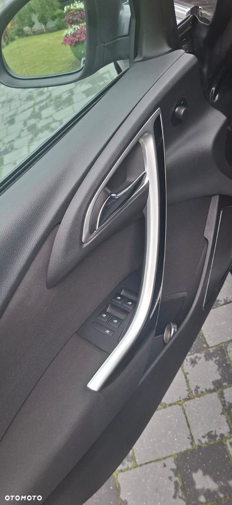 Opel Astra 1.4 Turbo Cosmo - 12
