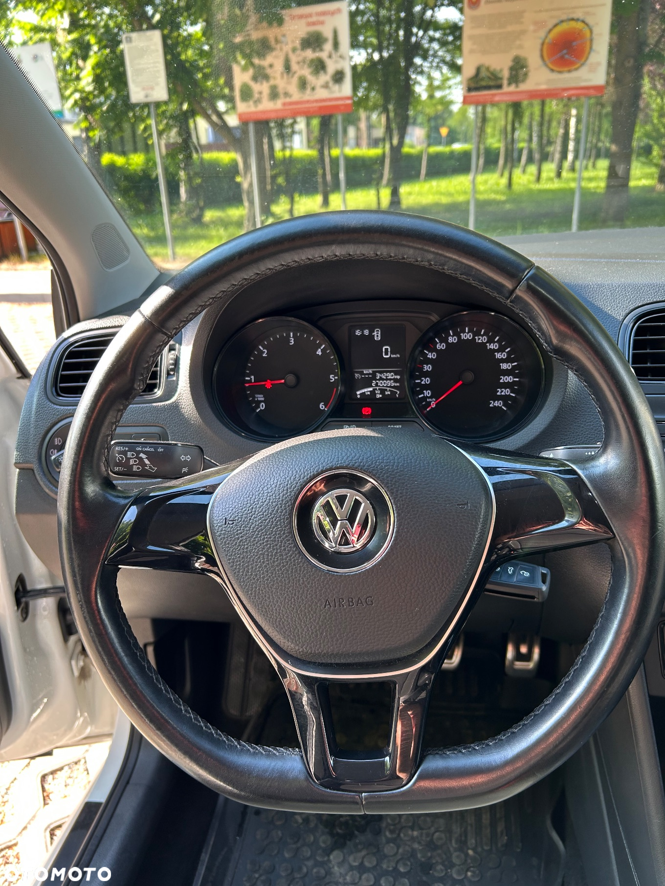 Volkswagen Polo 1.4 TDI BlueMotion - 8