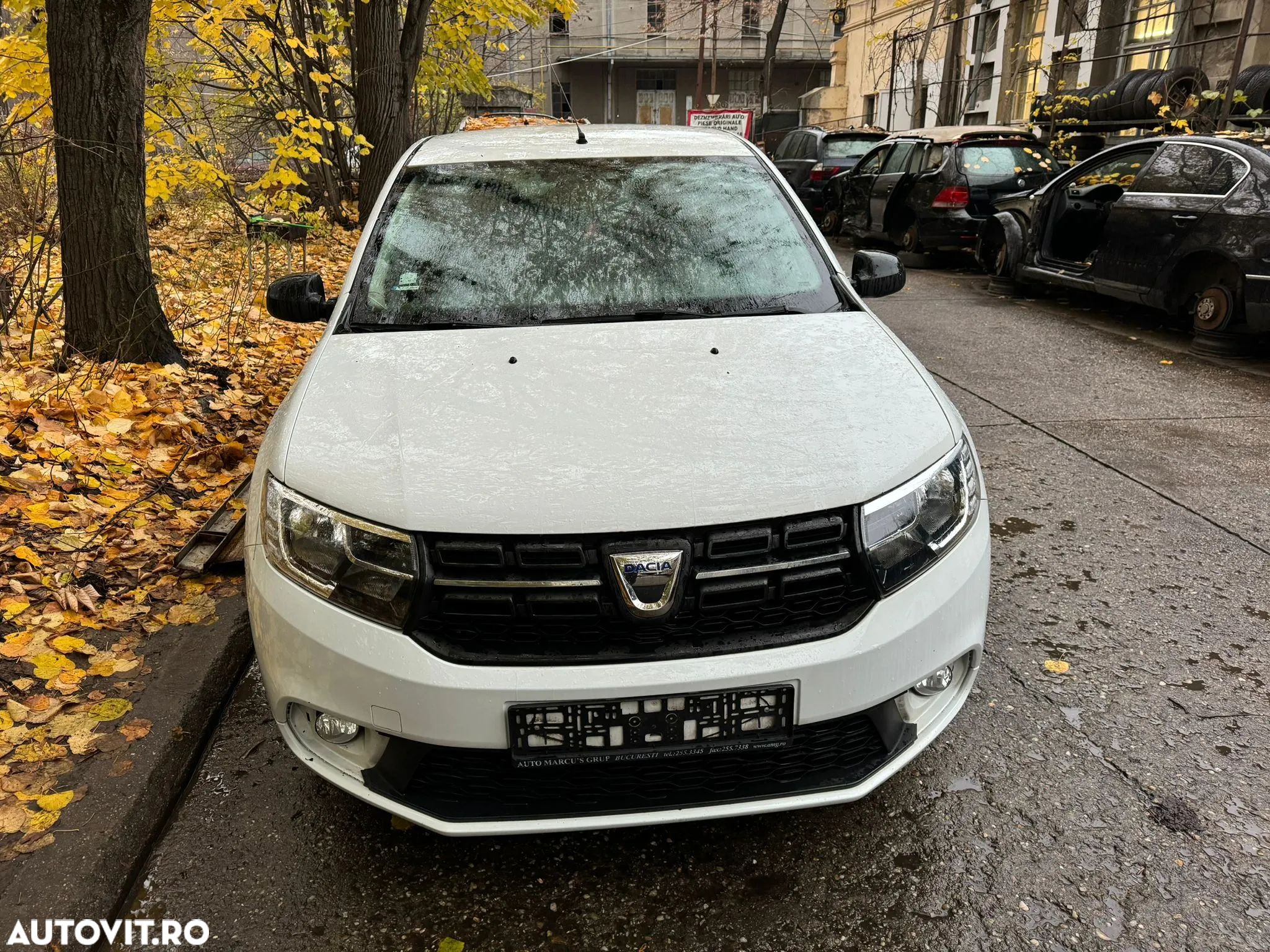 Dezmembrez Dacia Logan 2 2019 alb 1.0 SCE benzina facelift - 1
