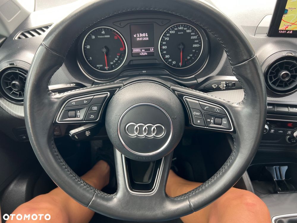 Audi Q2 30 TDI - 28