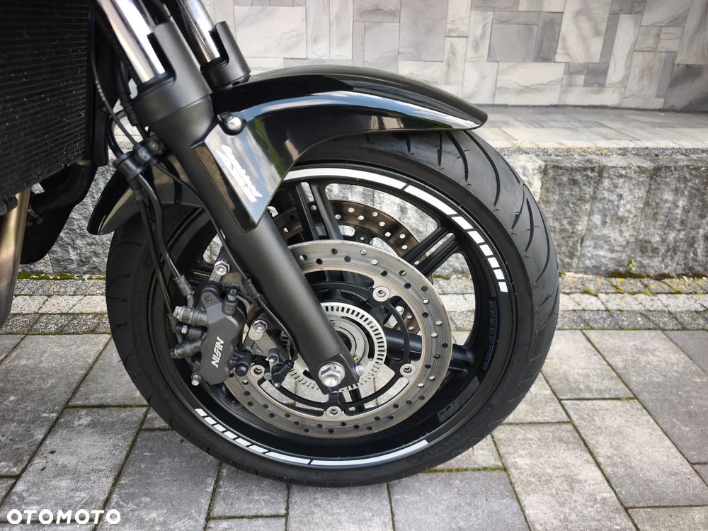 Honda CBF - 8