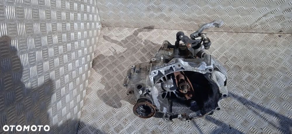 Skrzynia Biegów VW Polo 1.4 021301103A - 1