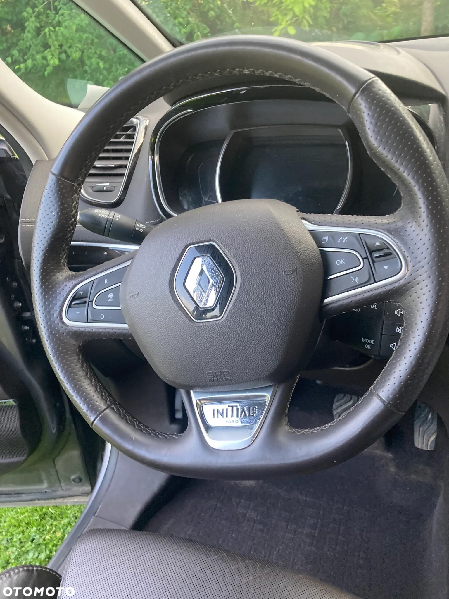 Renault Espace 1.6 dCi Energy Initiale Paris EDC 7os - 22
