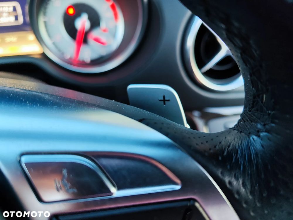Mercedes-Benz SL 350 7G-TRONIC - 24