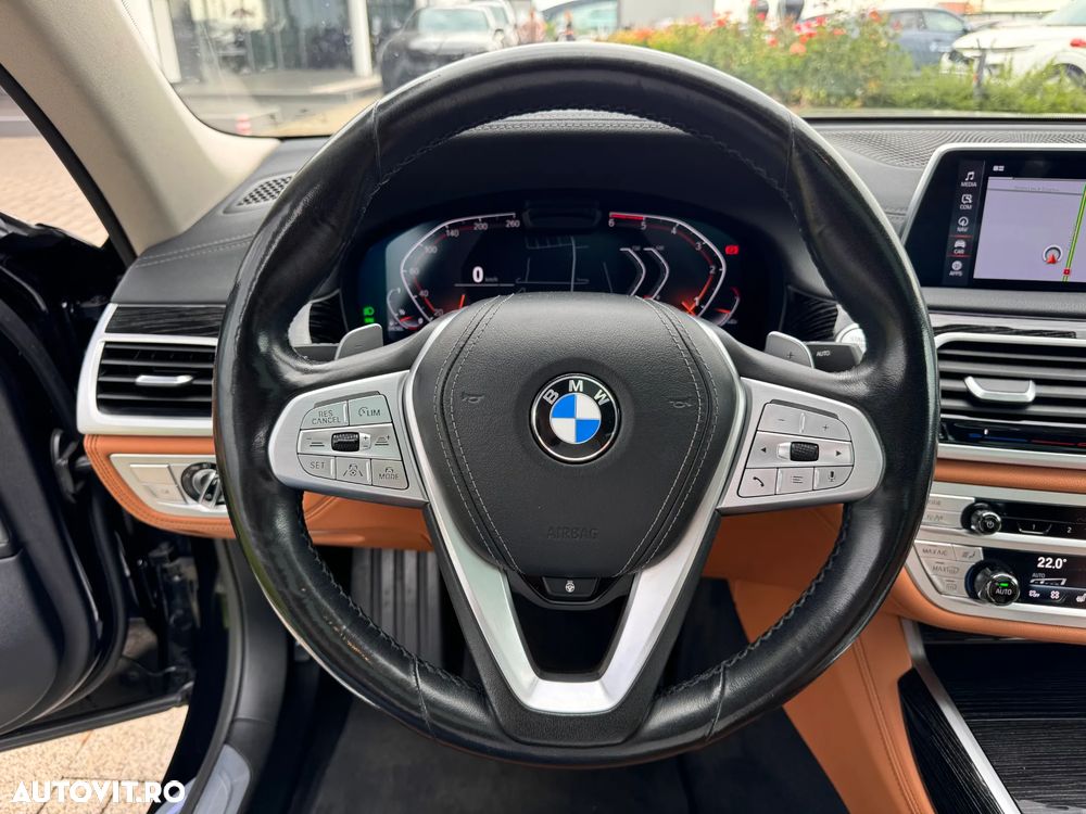 BMW Seria 7 740d xDrive - 12