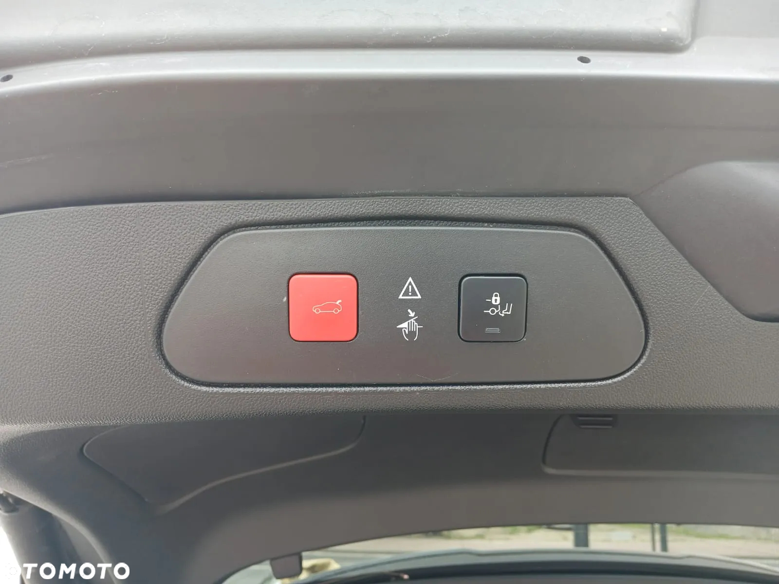 Opel Grandland X Plug-in-Hybrid4 1.6 DI Start/Stop Business INNOVATION - 26