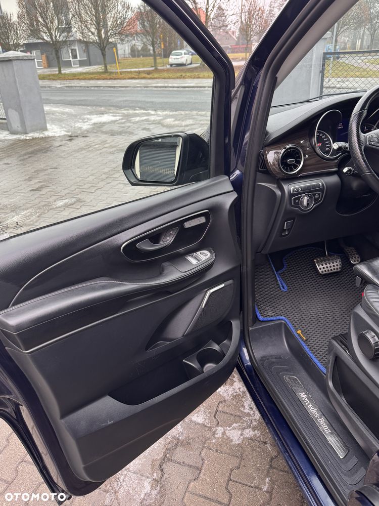 Mercedes-Benz Klasa V 300 d Avantgarde 9G-Tronic (ekstra dł) - 11