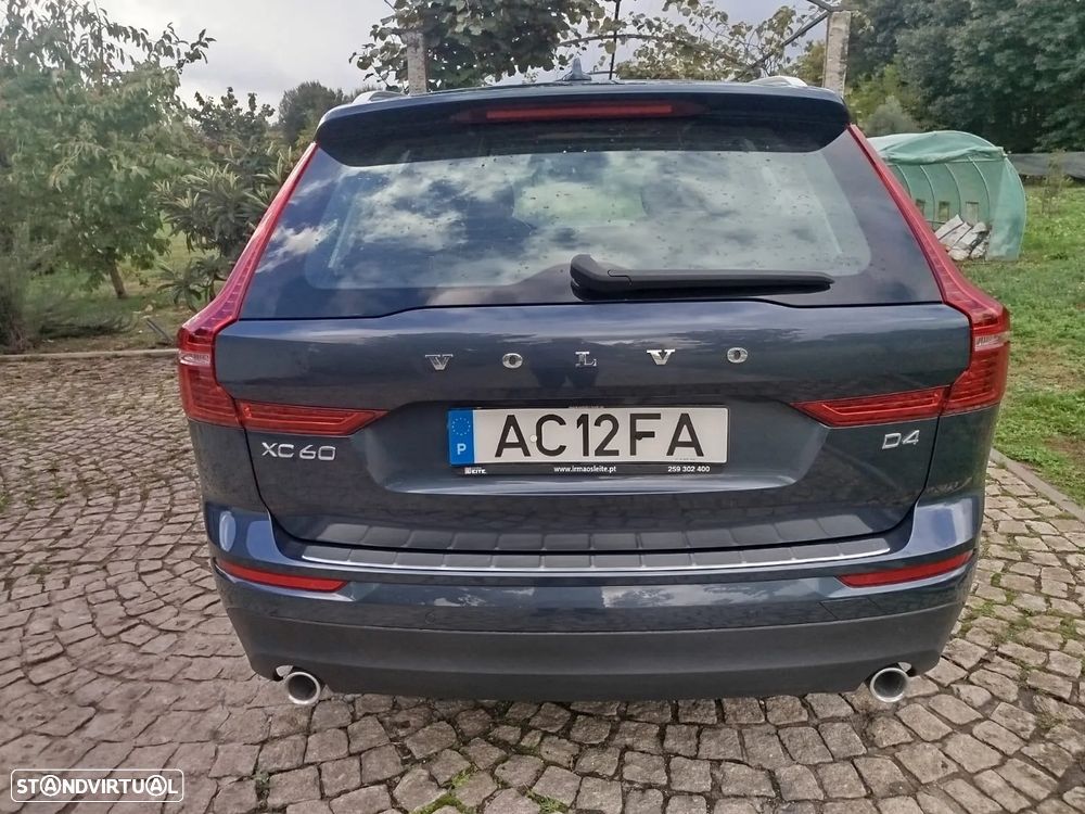 Volvo XC 60 2.0 D4 Momentum Geartronic - 3