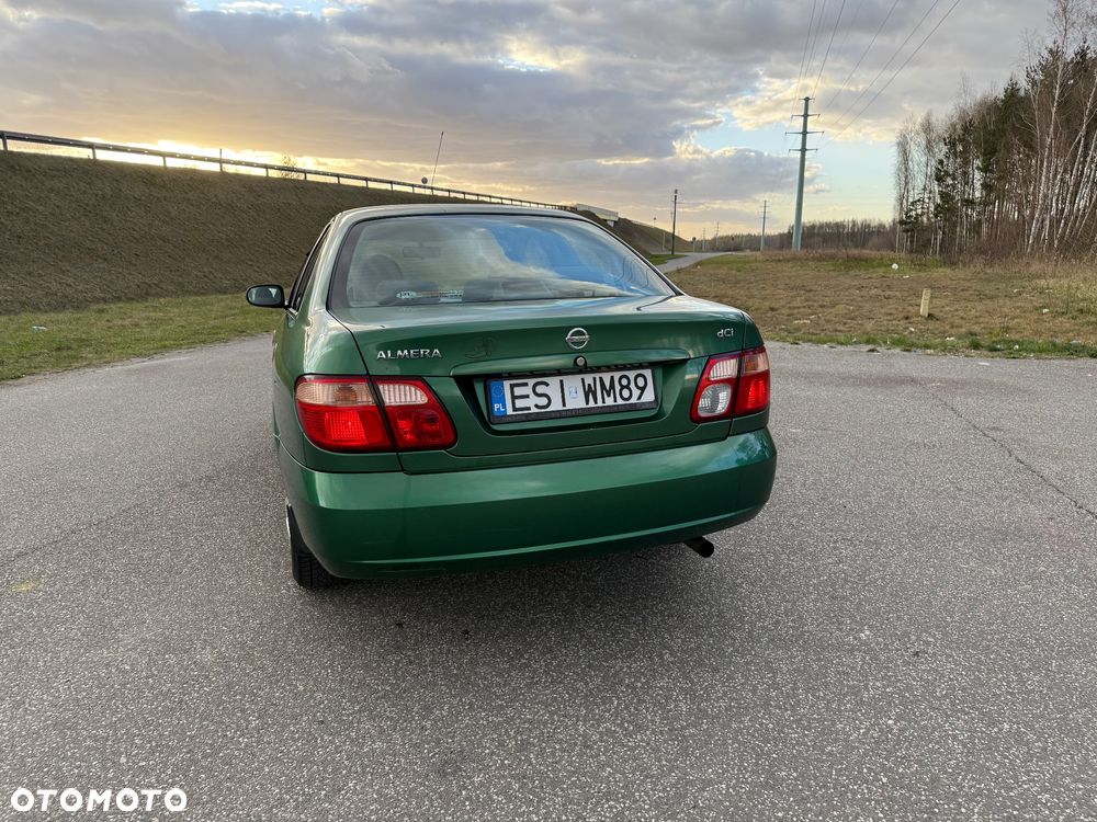 Nissan Almera - 5