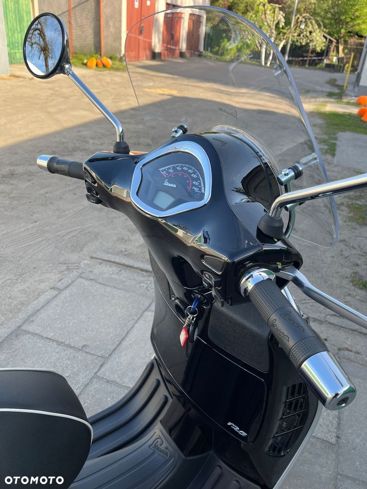 Vespa GTS - 21