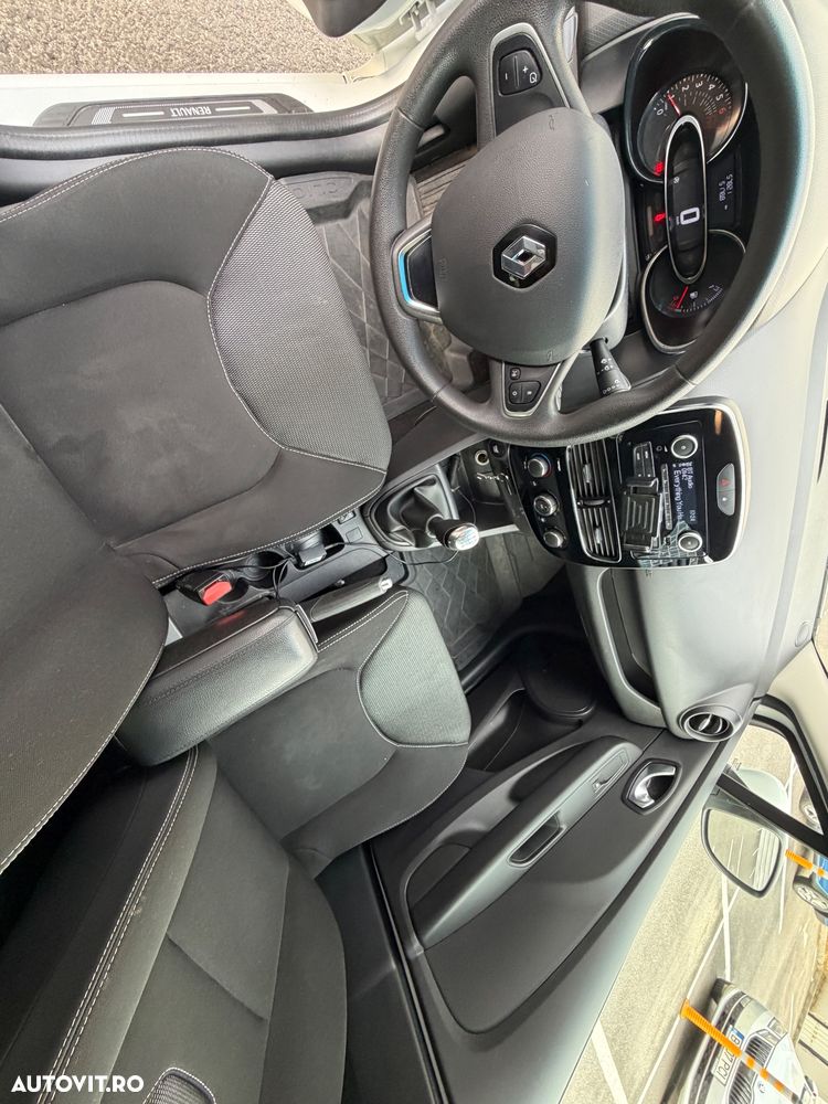 Renault Clio TCe Life - 10