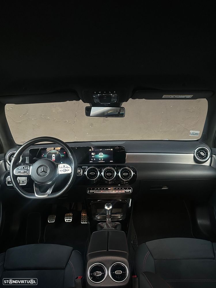 Mercedes-Benz A 200 AMG Line - 14