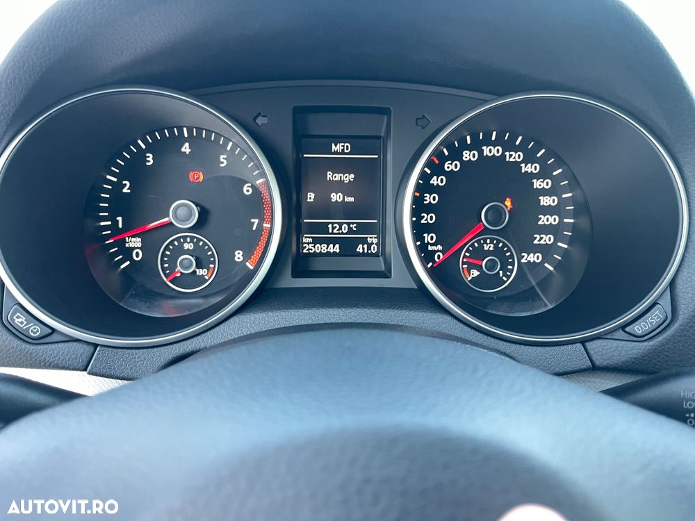 Volkswagen Golf 1.4 TSI MATCH - 39