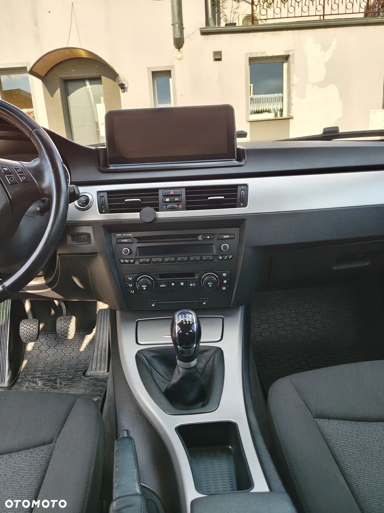 BMW Seria 3 - 16