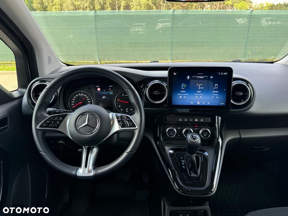 Mercedes-Benz Klasa T 180 d Style - 17