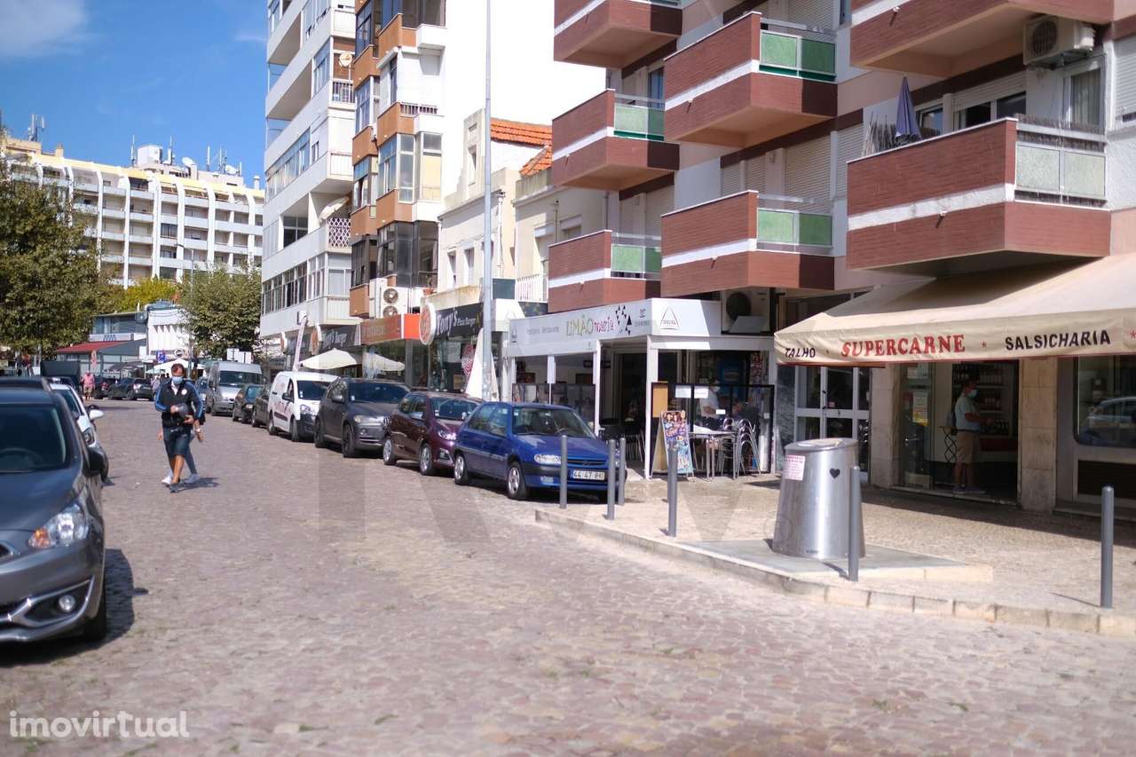 Costa da Caparica | Espaço Comercial Equipado - Grande imagem: 2/22