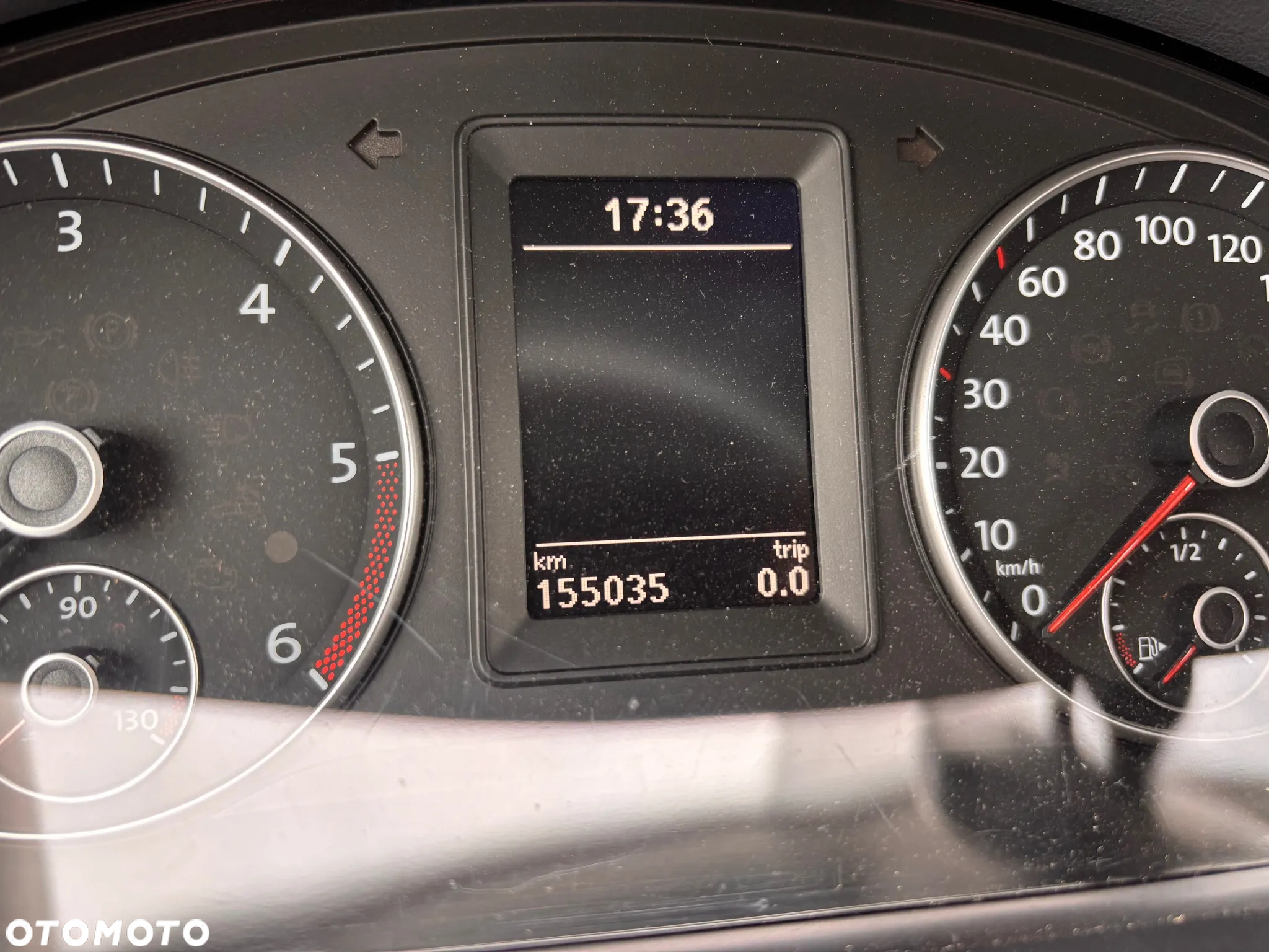 Volkswagen Touran 1.6 TDI DPF BlueMotion Technology DSG Highline - 27