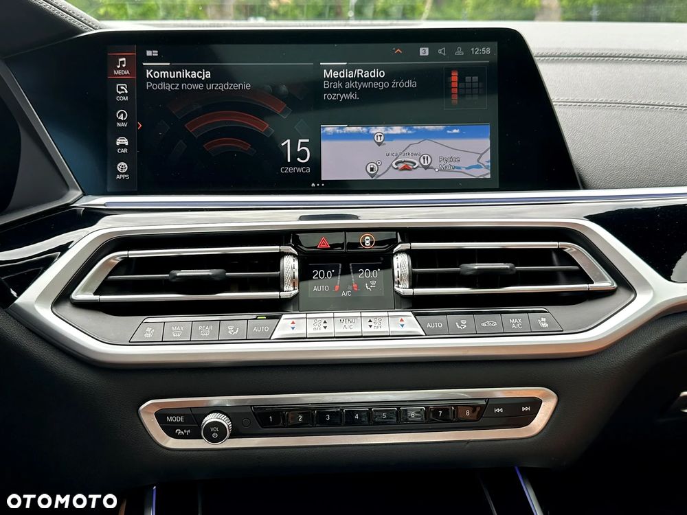 BMW X7 M50i sport - 33