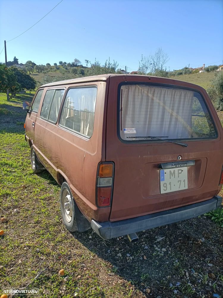 Toyota Lite-Ace - 3