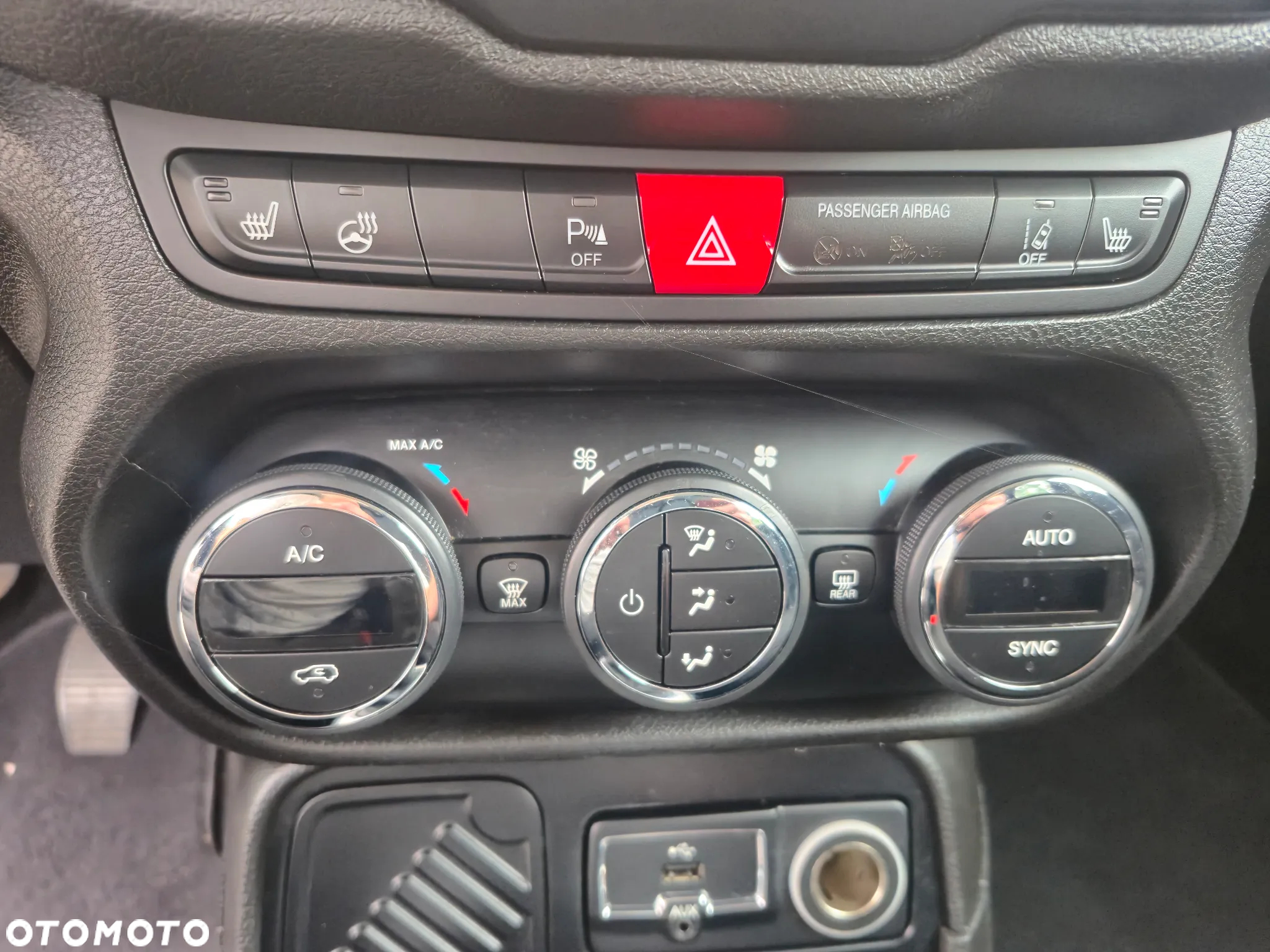 Jeep Renegade 1.4 MultiAir Limited - 18