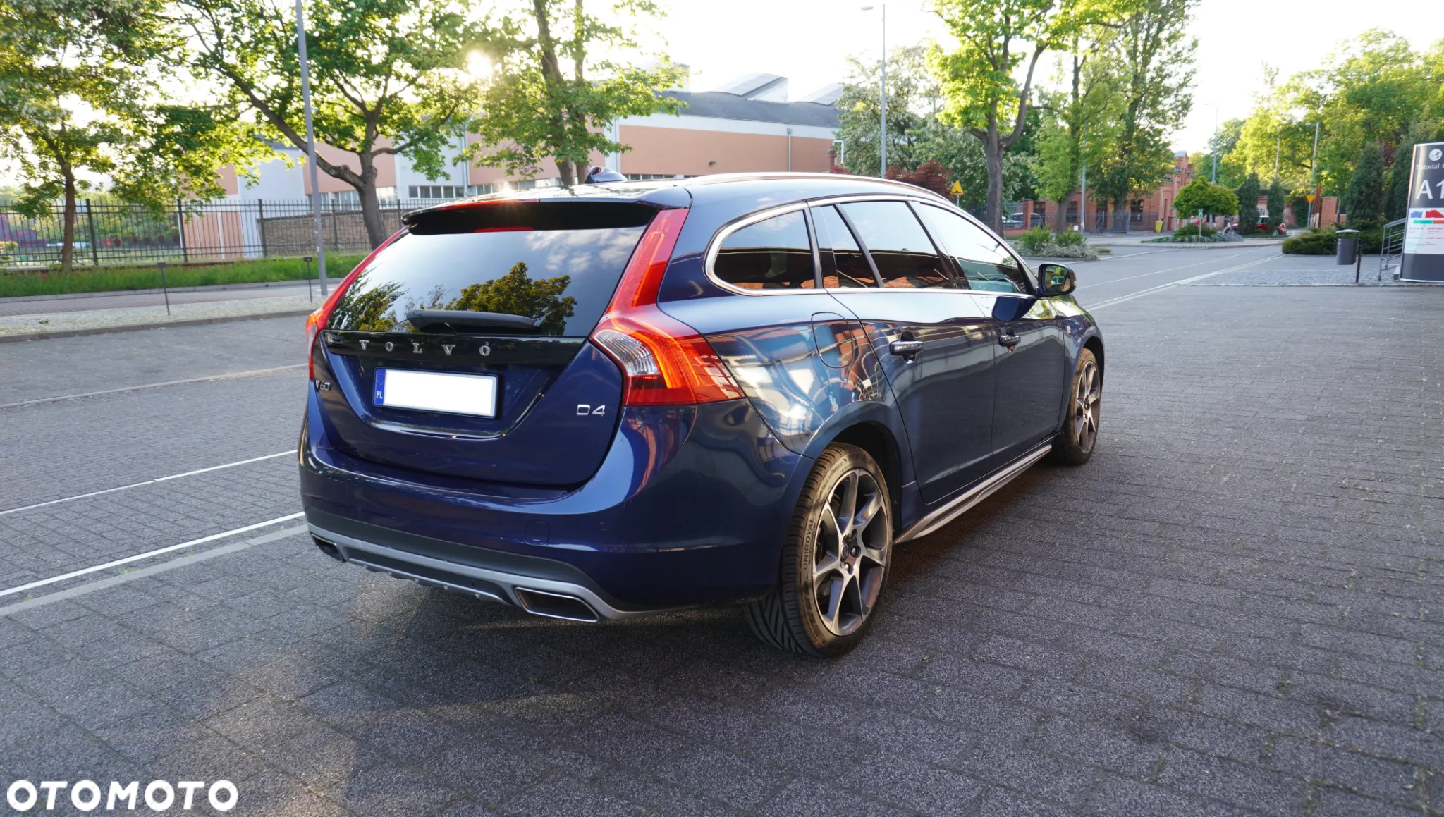 Volvo V60 D4 Drive-E Ocean Race - 6