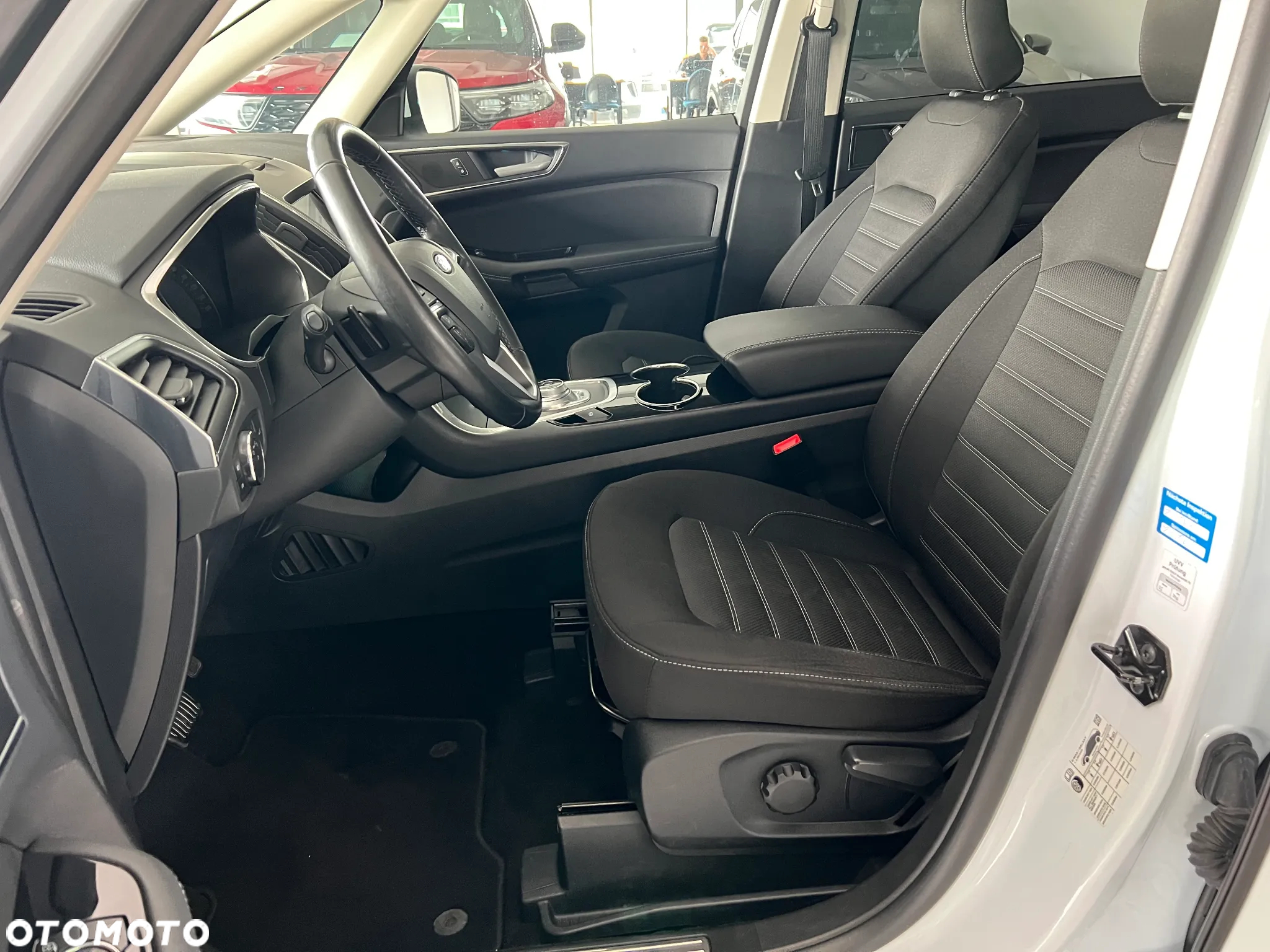 Ford Galaxy 2.0 EcoBlue Titanium - 23