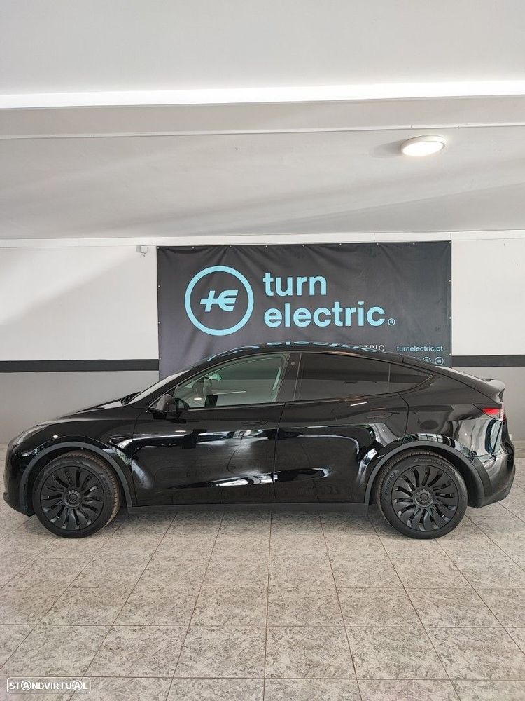 Tesla Model Y RWD - 1