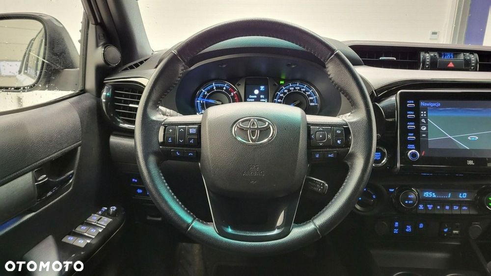 Toyota Hilux - 14