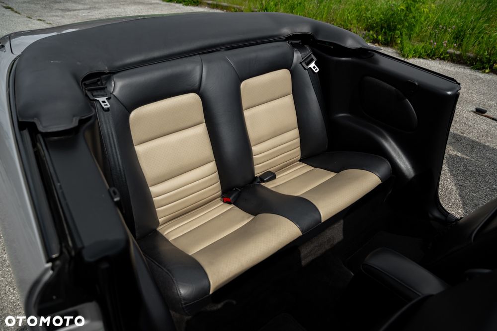 Chrysler Stratus - 30