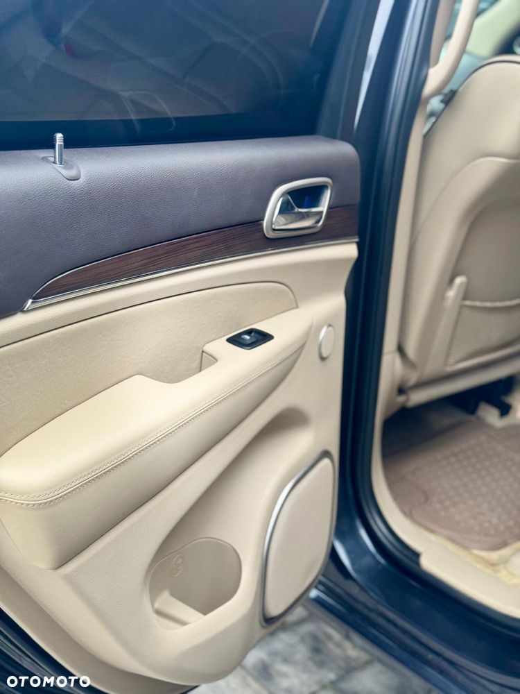 Jeep Grand Cherokee 5.7 V8 HEMI 4WD Automatik Overland - 17