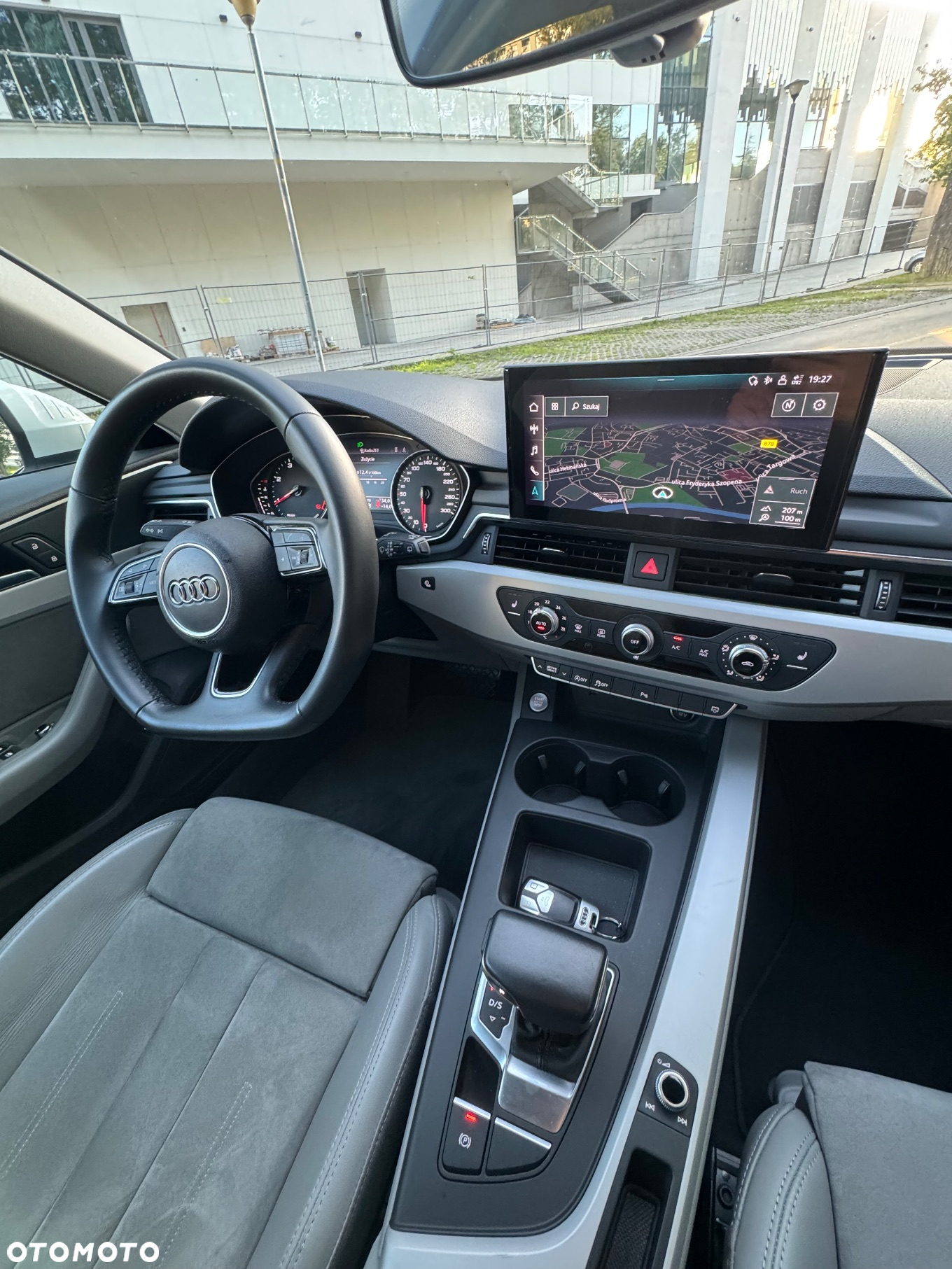 Audi A4 Avant 40 TDI S tronic S line - 20