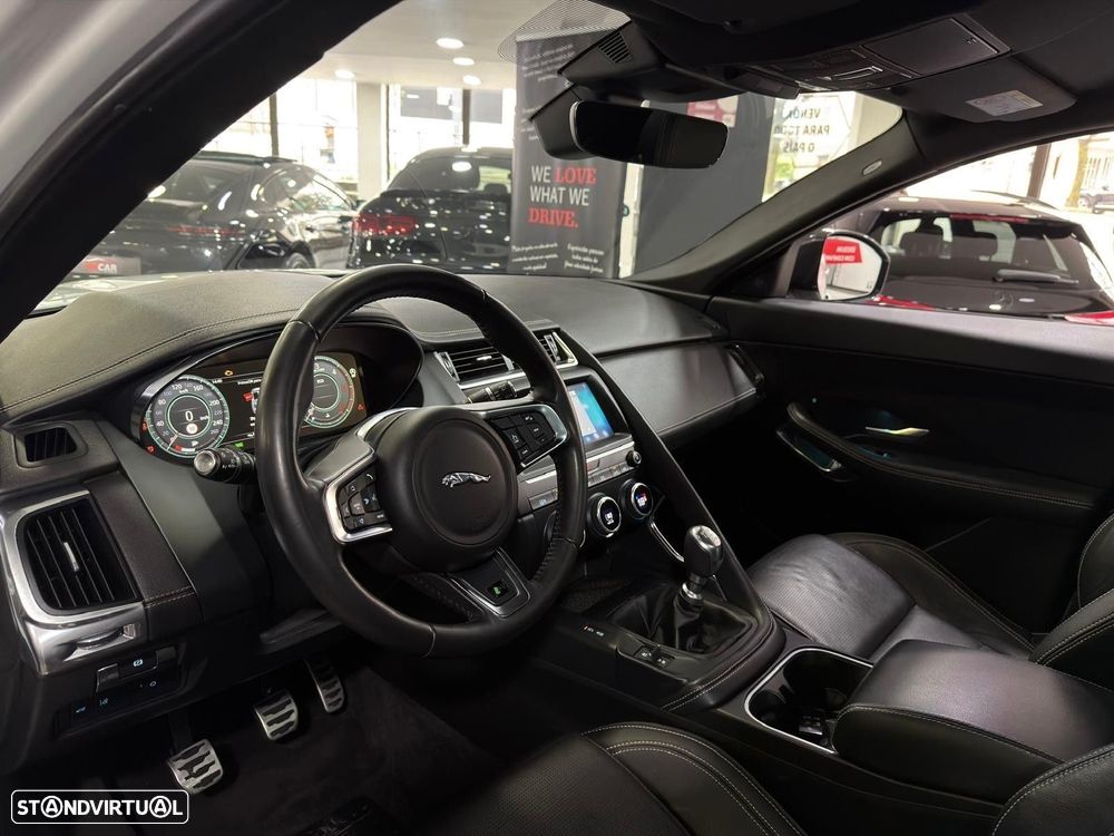 Jaguar E-Pace 2.0 i4D R-Dynamic S - 23