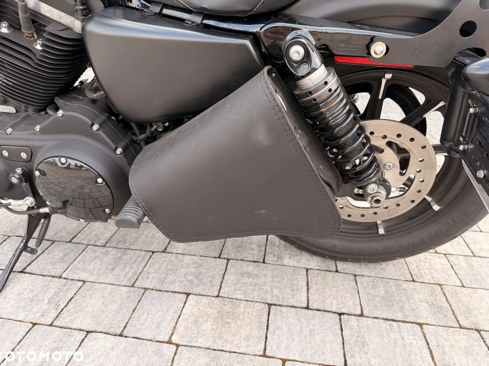 Harley-Davidson Sportster Iron 883 - 15