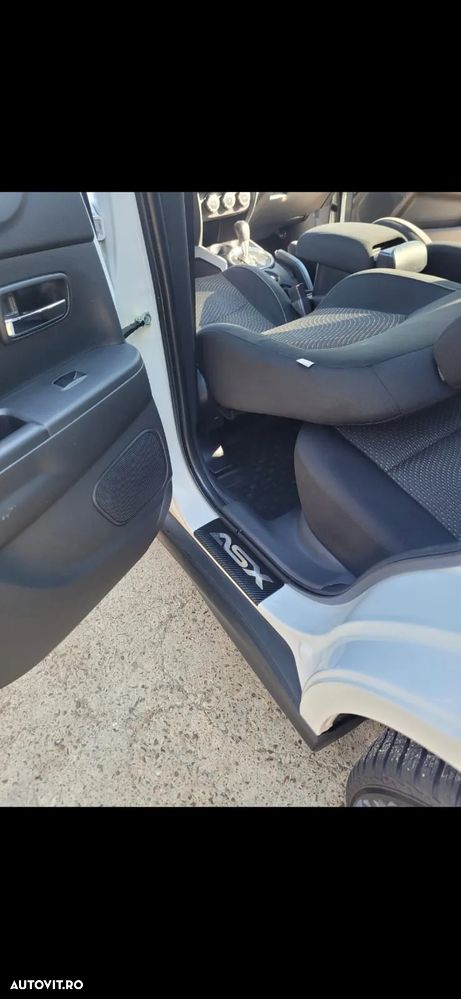Mitsubishi ASX 2.2 DI-D 4WD Automatik Comfort Edition - 10