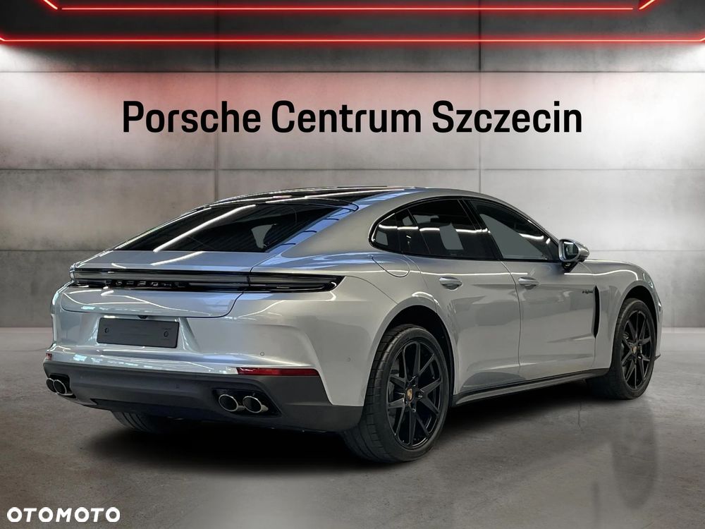 Porsche Panamera 4 E-Hybrid PHEV - 5