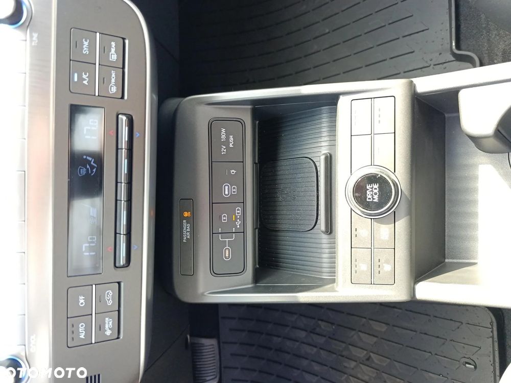 Hyundai Kona Electric 65kWh Platinum - 14