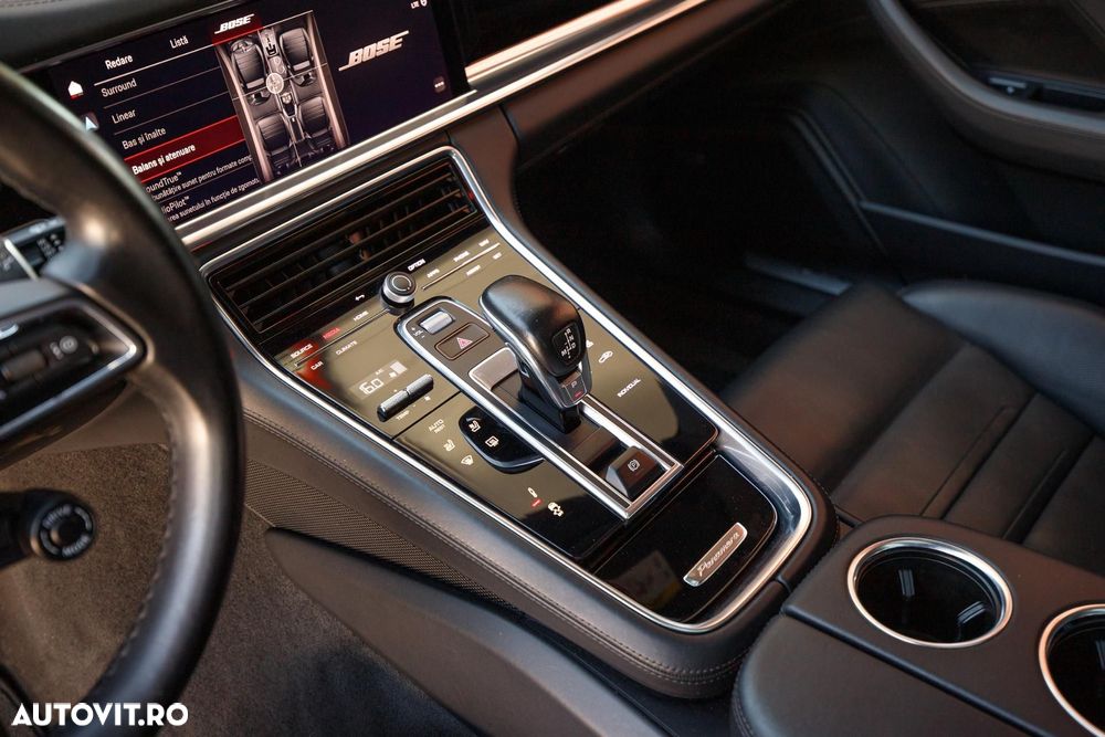 Porsche Panamera - 27