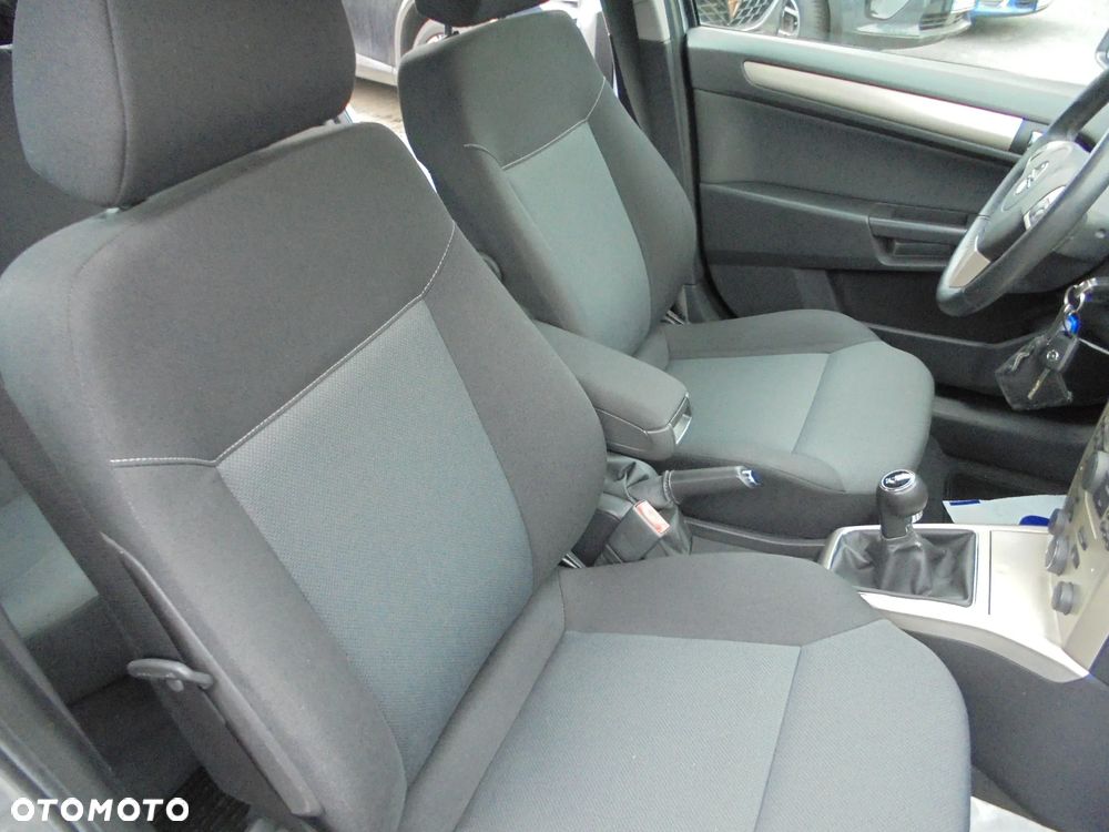 Opel Astra III 1.6 Cosmo - 14