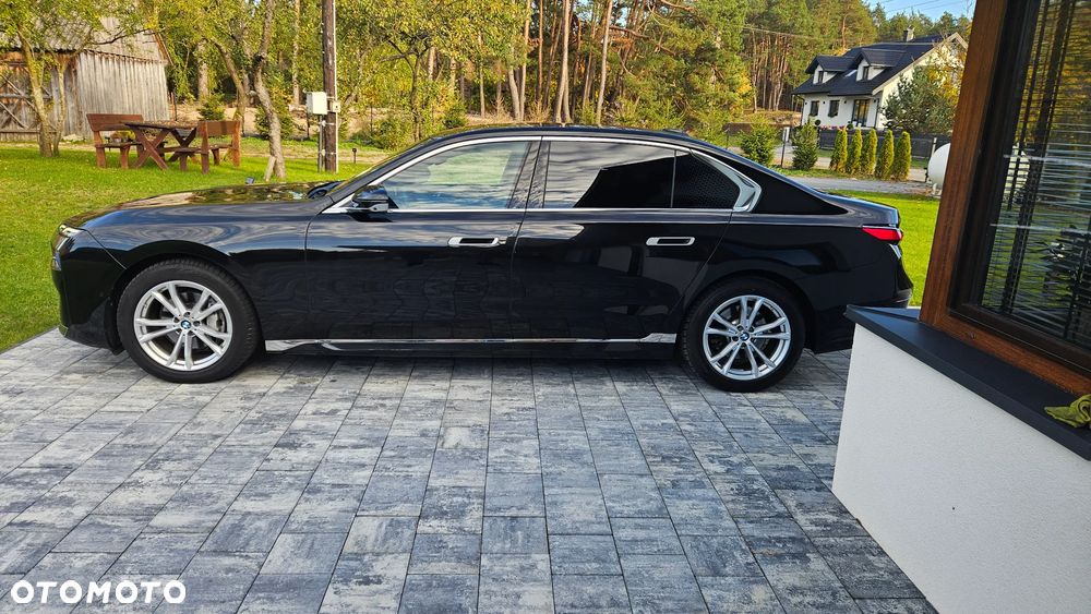 BMW Seria 7 - 21