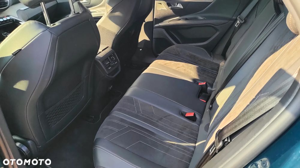 Peugeot 3008 1.2 PureTech GT Pack S&S EAT8 - 21