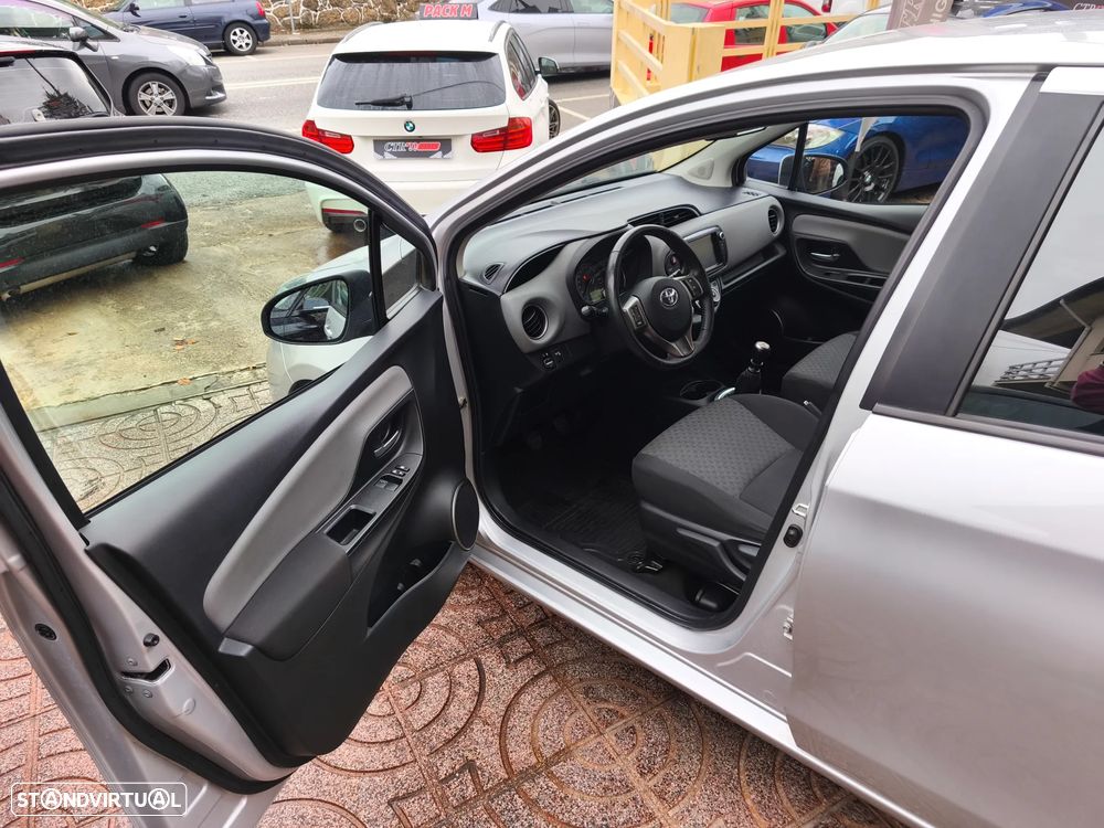 Toyota Yaris 1.4 D-4D Comfort 99g - 16