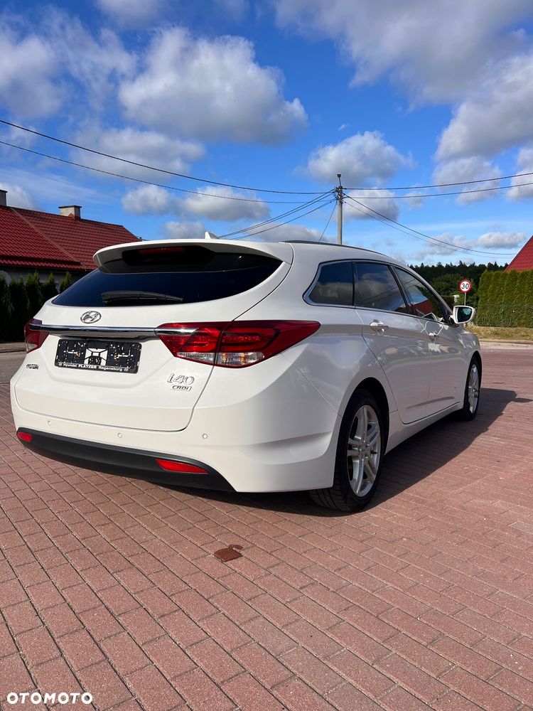 Hyundai i40 Kombi 1.7 CRDi DCT Premium - 7