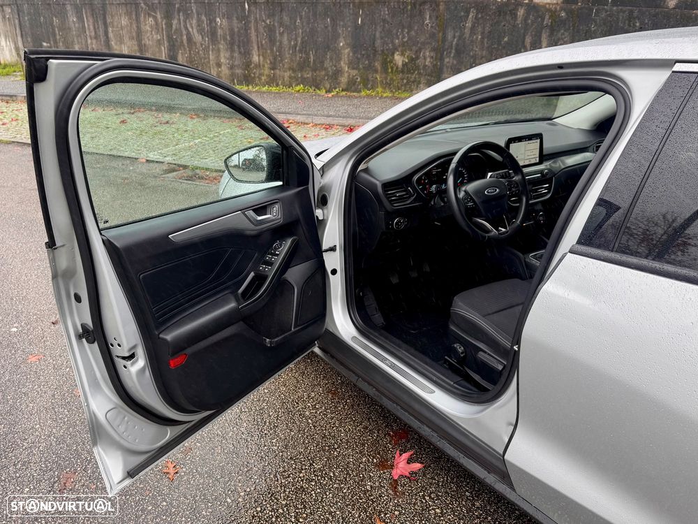 Ford Focus 1.0 EcoBoost Titanium - 14