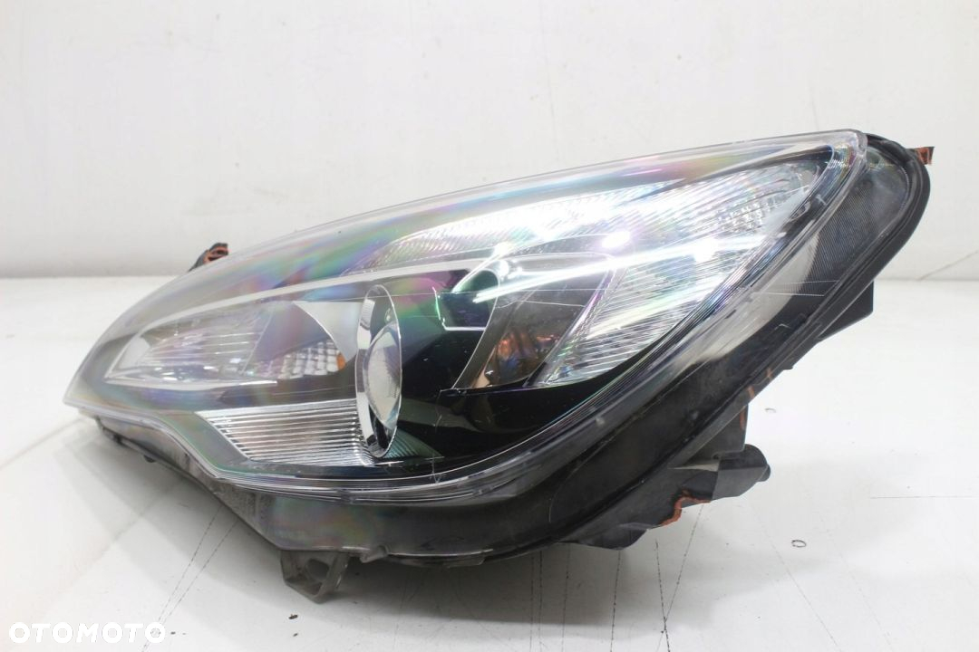 Lewa Lampa Przód Soczewka 39027951 Astra J GTC - 2