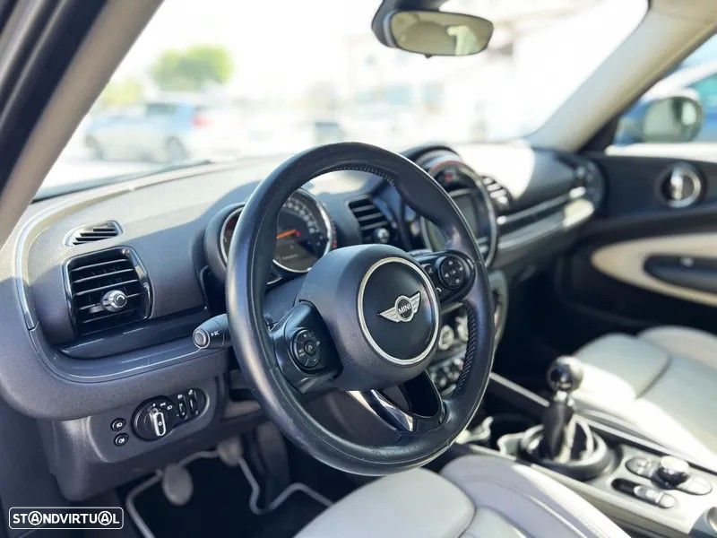 MINI Clubman Cooper D - 9