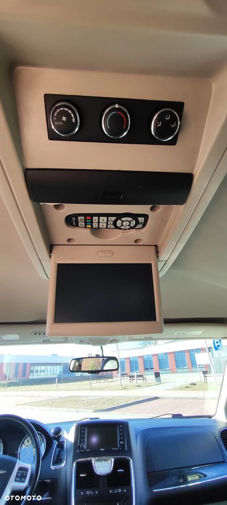 Chrysler Town & Country 3.6 Touring - 20