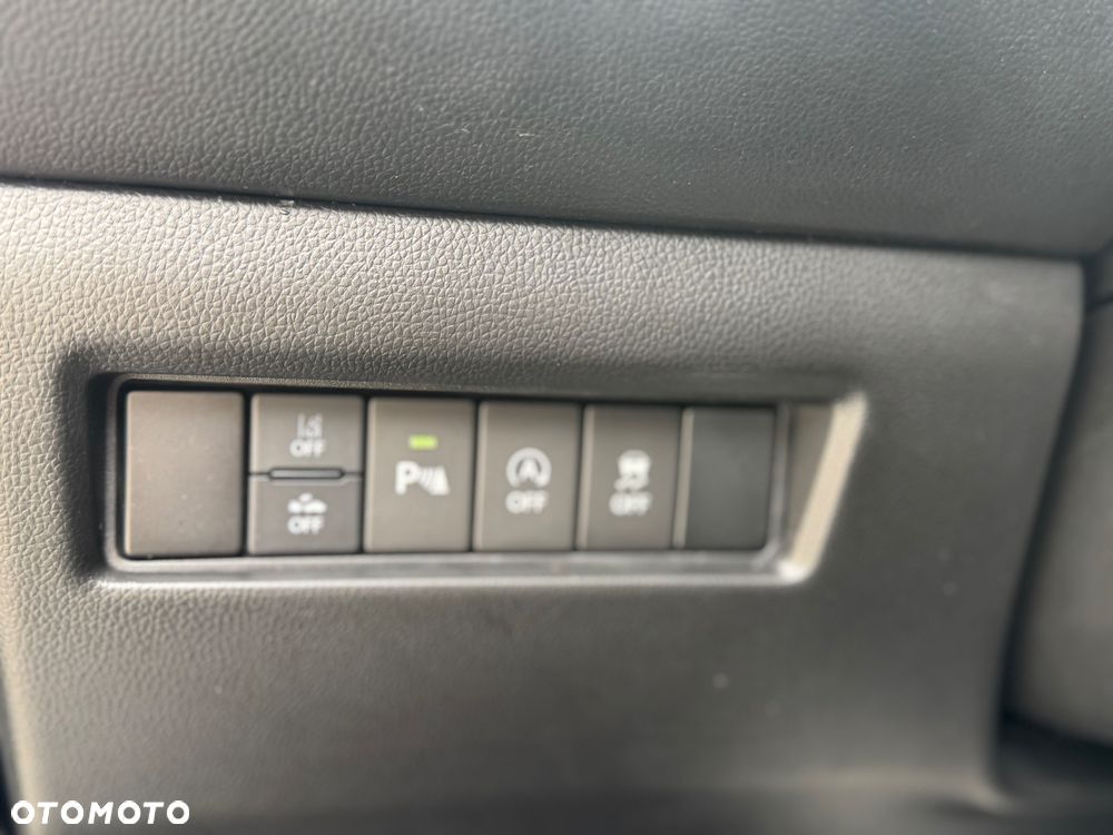 Suzuki Swift 1.2 Dualjet SHVS Premium Plus CVT - 18